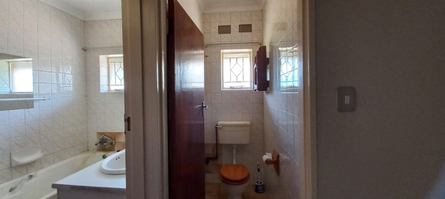 4 Bedroom Property for Sale in Adamayview North West